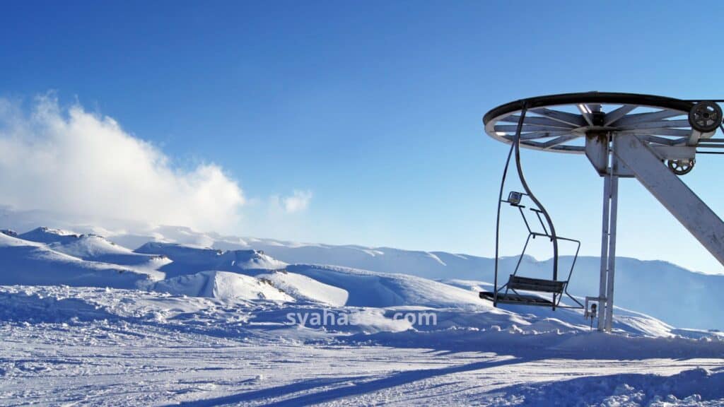 السياحة في لبنان شهر ديسمبر